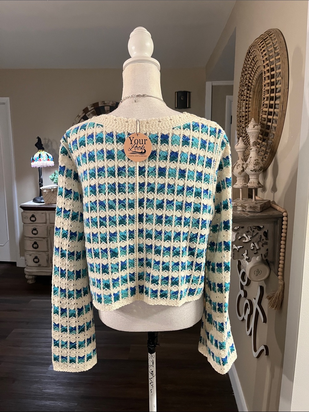 POL Cream and Blue V‑Neck Cropped Cardigan - Picture 2 of 9